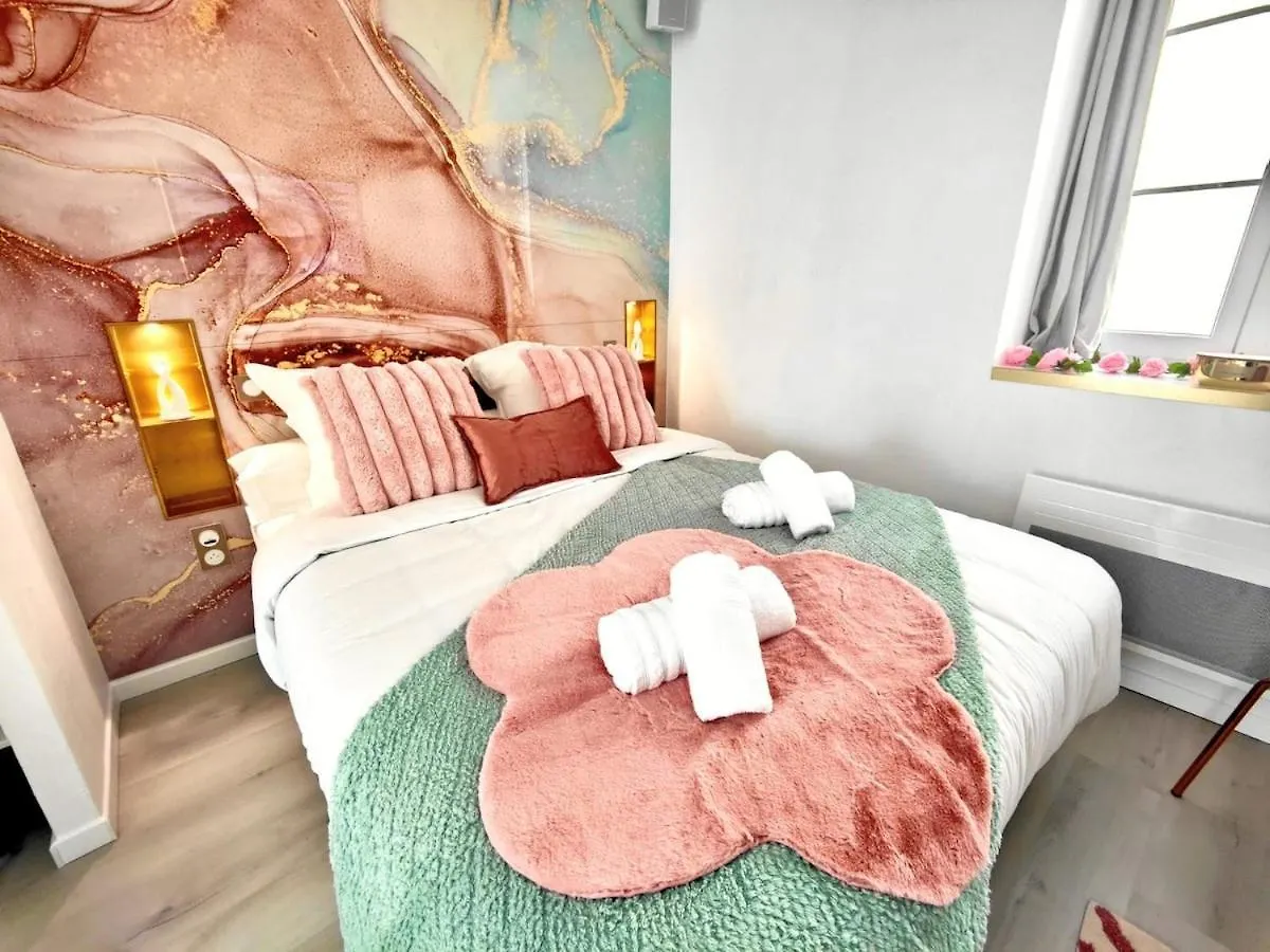 Rosemarine By Mrodbnb - Escapade Romantique - Appart Neuf- 25M Plage & Resto - Cine - Popcorn - Ciel De Pluie Xxl Κανκάλ 0*,  Γαλλία
